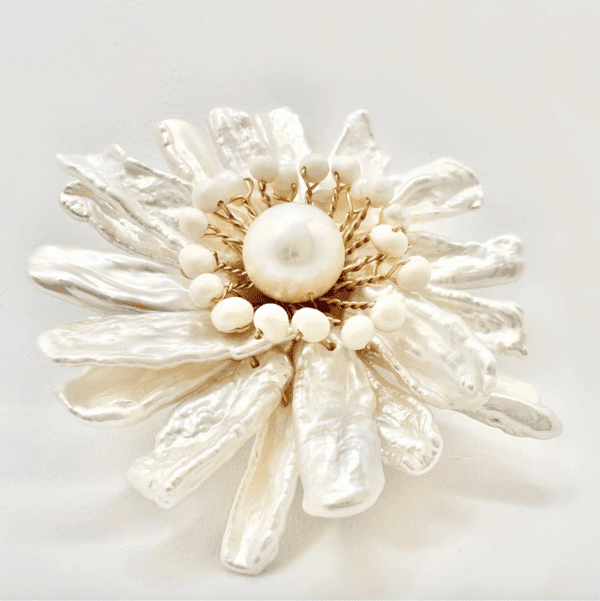 Baroque Pearls Daisy Brooch,
Angel Barocco