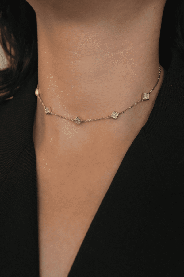 PRINCESS'S DELIGHT NECKLACE