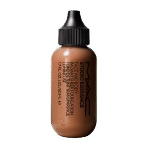 MAC Studio Radiance Foundation – W5 Dewy, Lightweight Coverage (50ml)