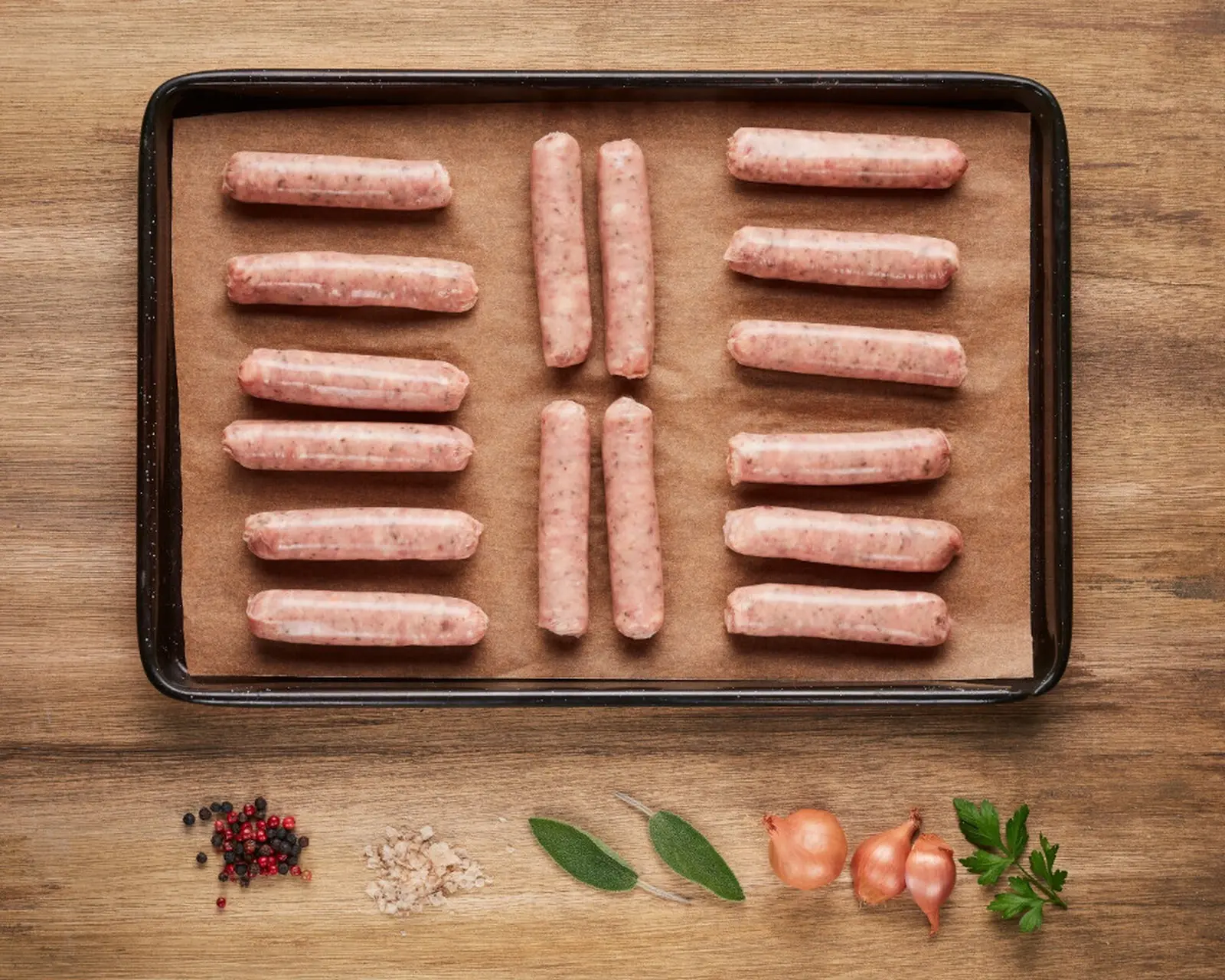 Family Pack of Pork & Sage Chipolatas (640g)