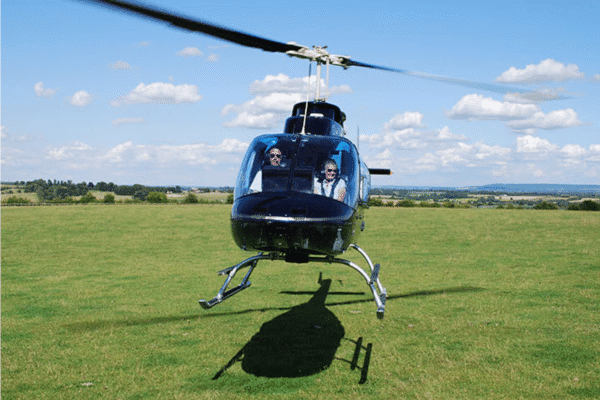 Blue Skies Helicopter Flight with Bubbly for Two – 5-Minute Sky High Adventure