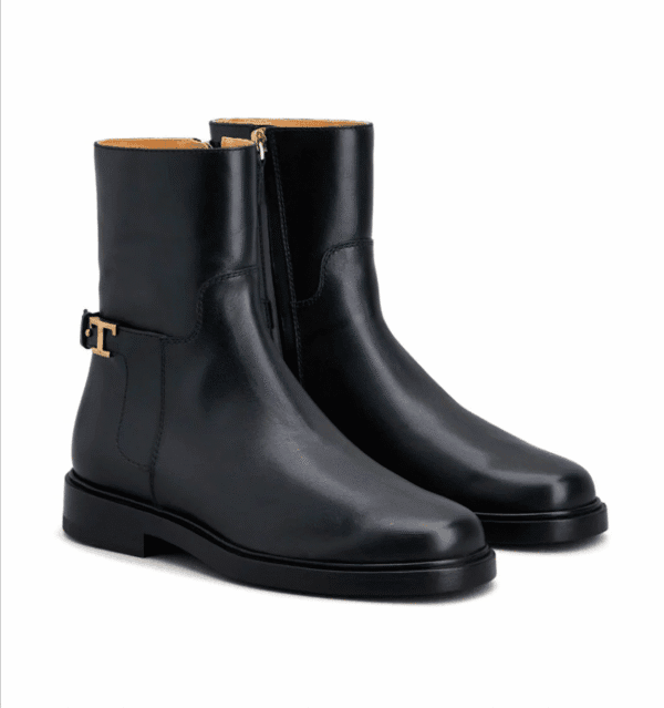 Tod’s T-Timeless Leather Ankle Boots – Sleek Black Elegance